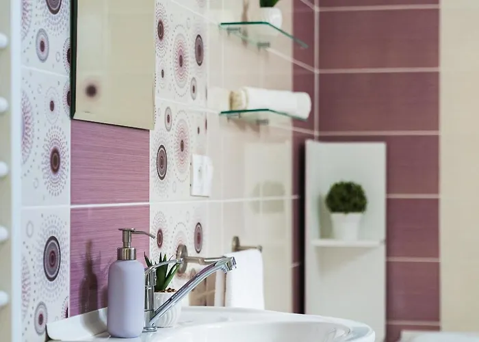 With Garden And Parking Apartment