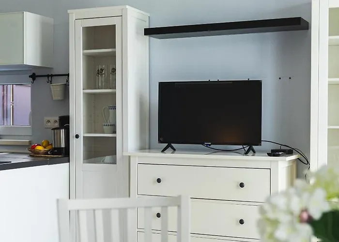 Apartment With Garden And Parking Stupava