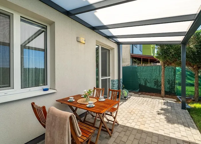 Apartment With Garden And Parking Stupava